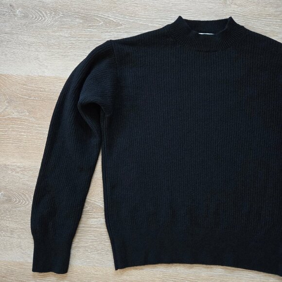 Uniqlo x Comptoir des Cotonniers Lambswool Crew Neck Sweater Size Medium NWT - Picture 5 of 16